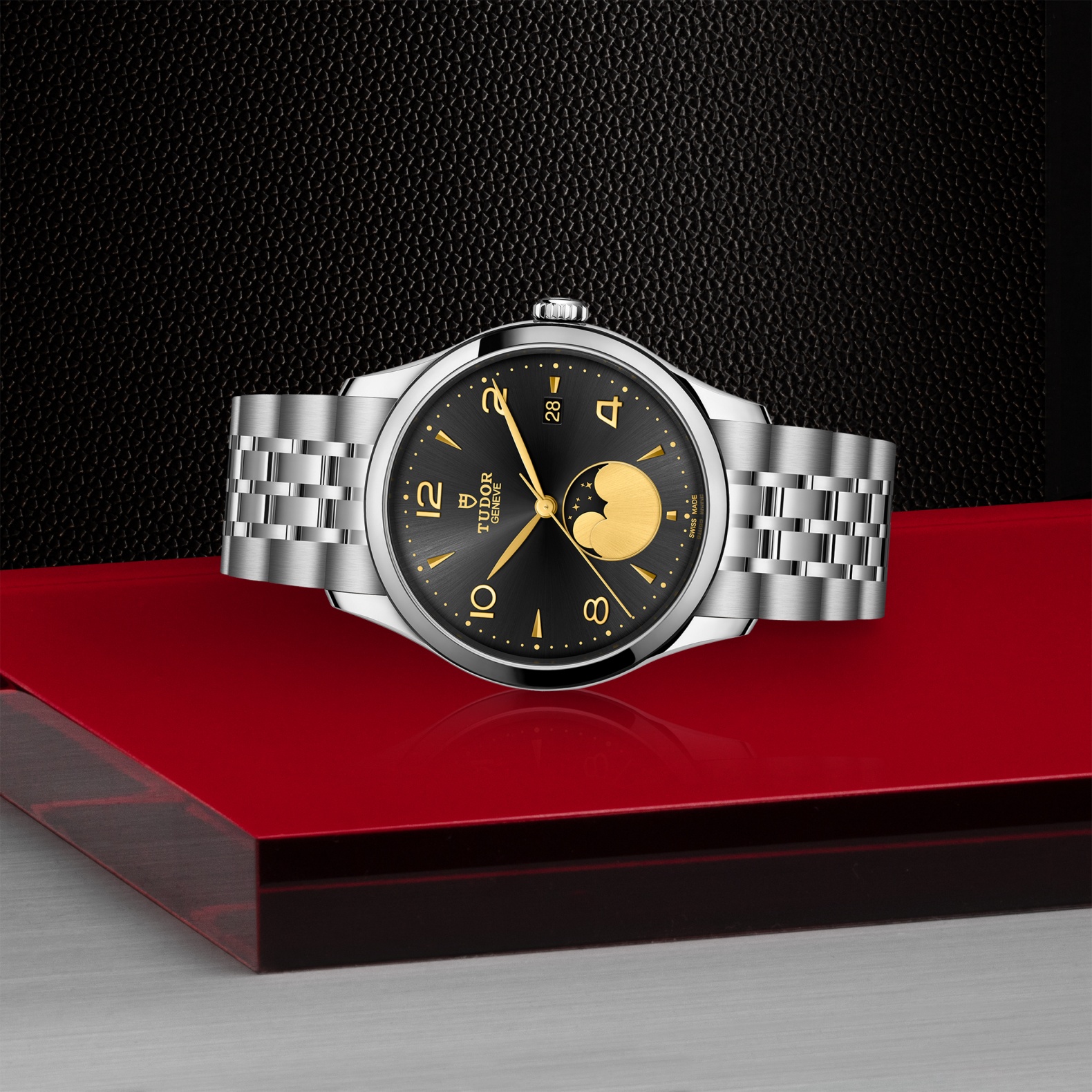 TUDOR 1926 Luna Boîtier en acier 39 mm Indicateur des phases de la lune Bracelet en acier Cadran noir satiné – Image 2