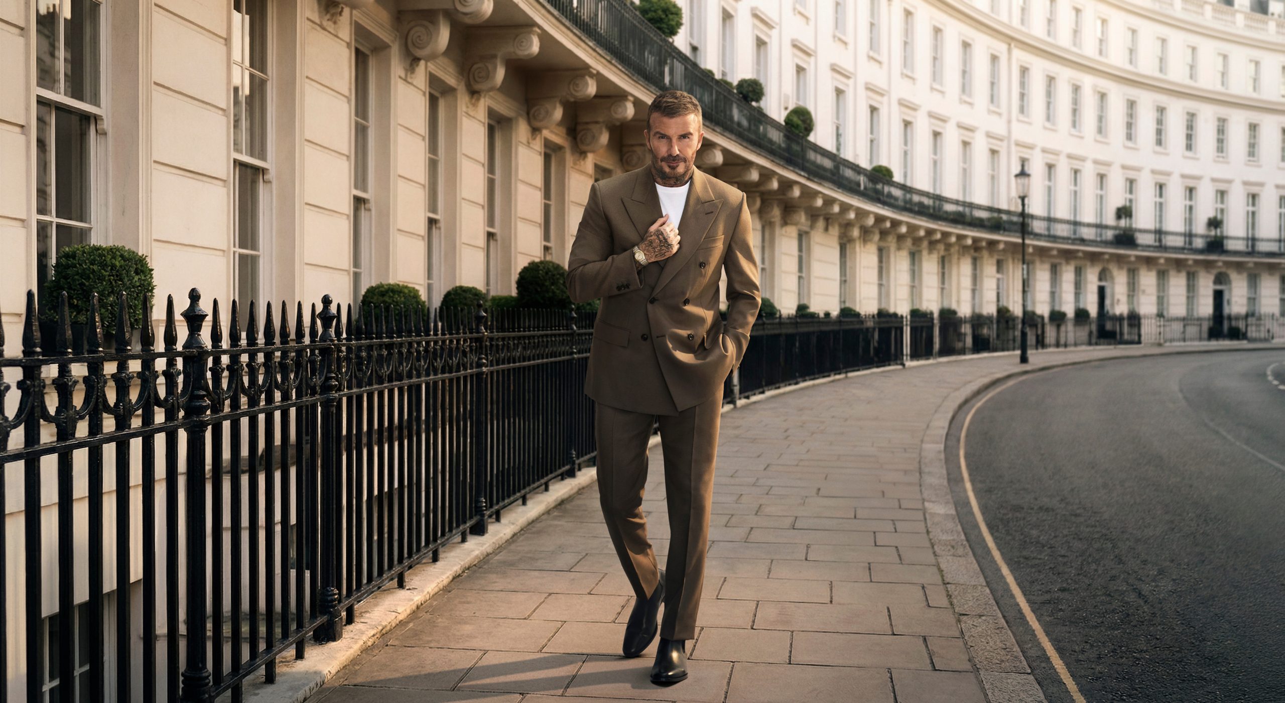 Ambassador-fullwidth-banner-beckham_mobil