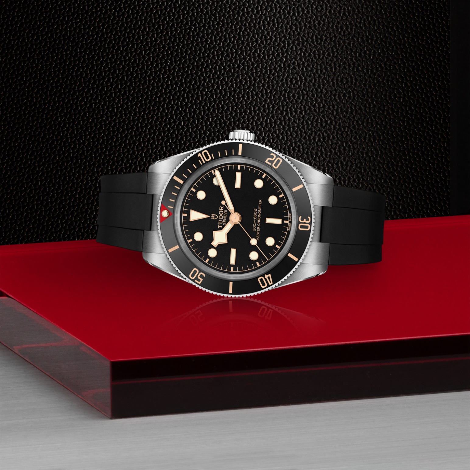 TUDOR Black Bay 58 Boîtier en acier 39 mm Bracelet en caoutchouc Cadran noir mat – Image 3