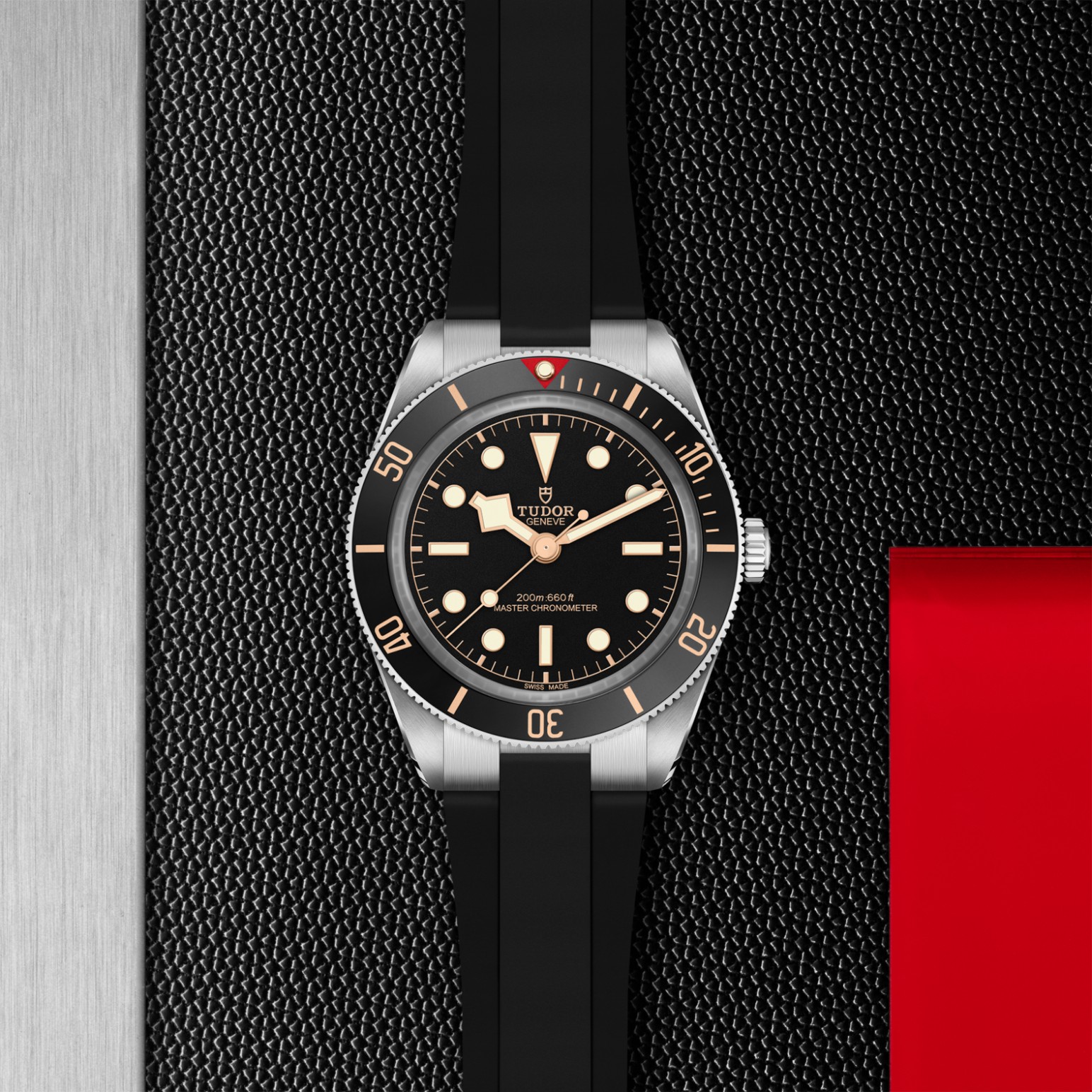 TUDOR Black Bay 58 Boîtier en acier 39 mm Bracelet en caoutchouc Cadran noir mat – Image 4
